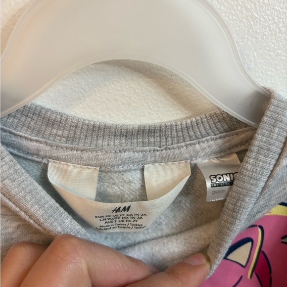 H&M X Sonic Gray Sweatshirt with Colorful Cartoon Design 18-24 months - Picture 2 of 4